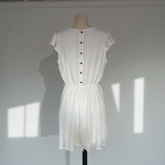 VTG Y2K White Dress L Angel Fairy Feminine LACE DETAIL - Picture 4 of 15